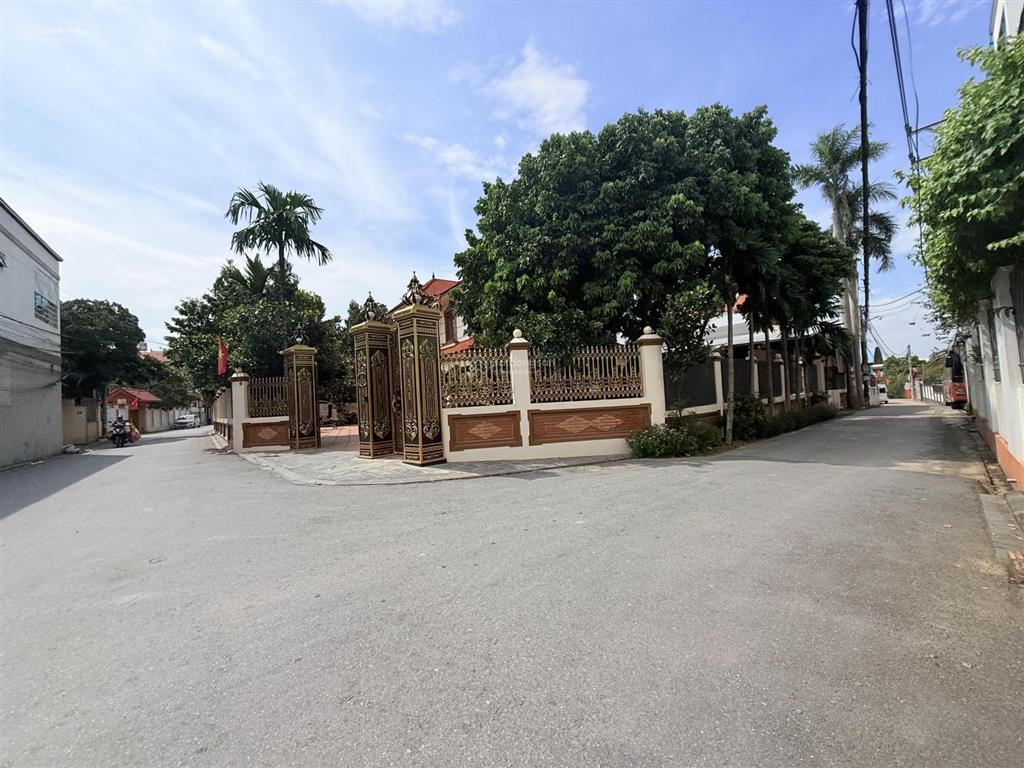 Nhỉnh 2 tỷ 60m đất nguyên khê, đông anh  mua đất xây nhà an cư  ngõ thông  ô tô nhỏ tới nhà.