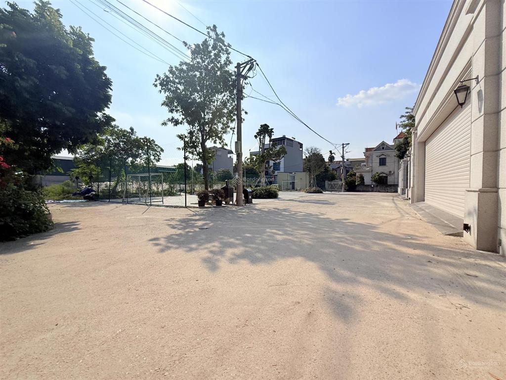 Xóm trong uy nỗ | 100m đất đẹp ô tô tránh sát công viên
