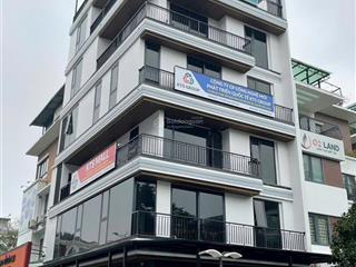 Cho thuê biệt thự kđt yên hòa dt200m có hầm  thông sàn  thang máy , ô tô đô cửa giá 70tr
