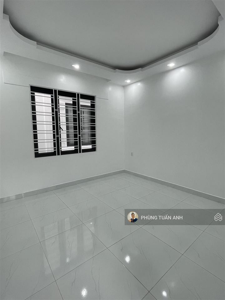 Nhà đẹp lô góc xây mới 43m2 x 4 tầng, 2 mặt thoáng, gần mặt đường đà nẵng cống hộp cầu hoàng gia