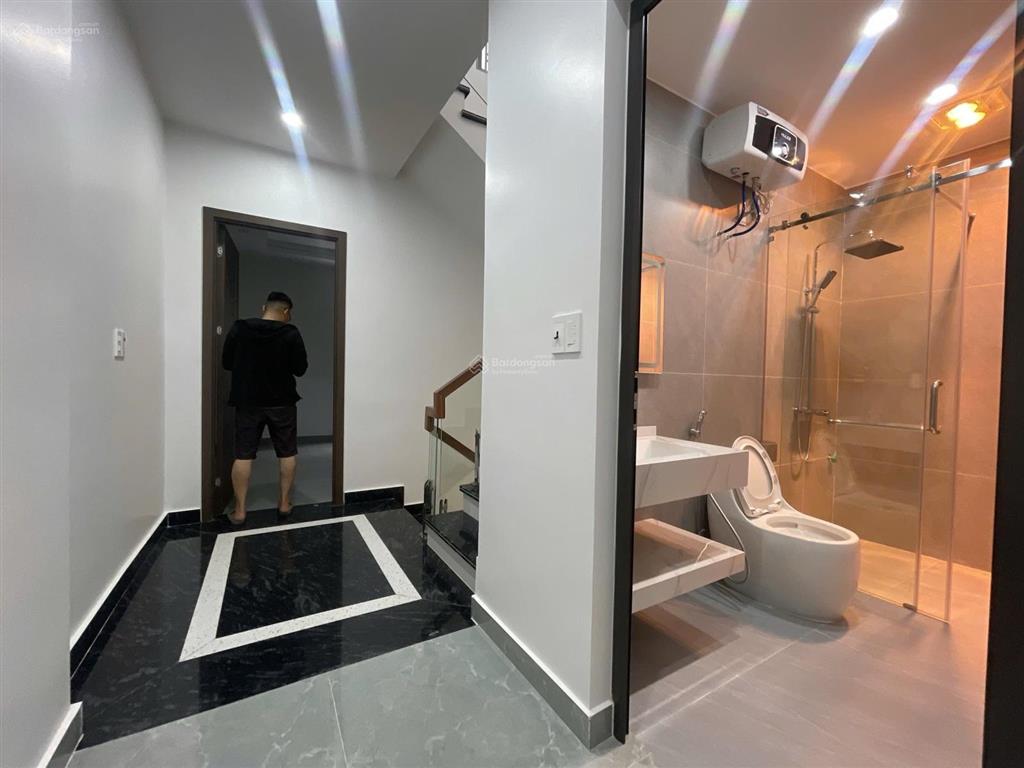 Bán nhà mới xây độc lập sân cổng riêng miếu hai xã lê chân, 80m², giá chỉ 4.8 tỷ