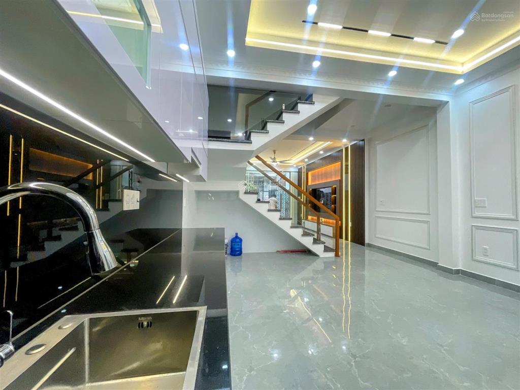 Bán nhà mới xây độc lập sân cổng riêng miếu hai xã lê chân, 80m², giá chỉ 4.8 tỷ