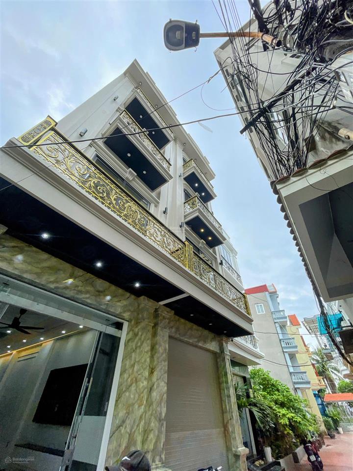 Bán nhà mới xây chợ hàng, hồ sen, hp  thang máy, ô tô đỗ cửa  ngõ trước nhà 5m  giá 6.15 tỷ