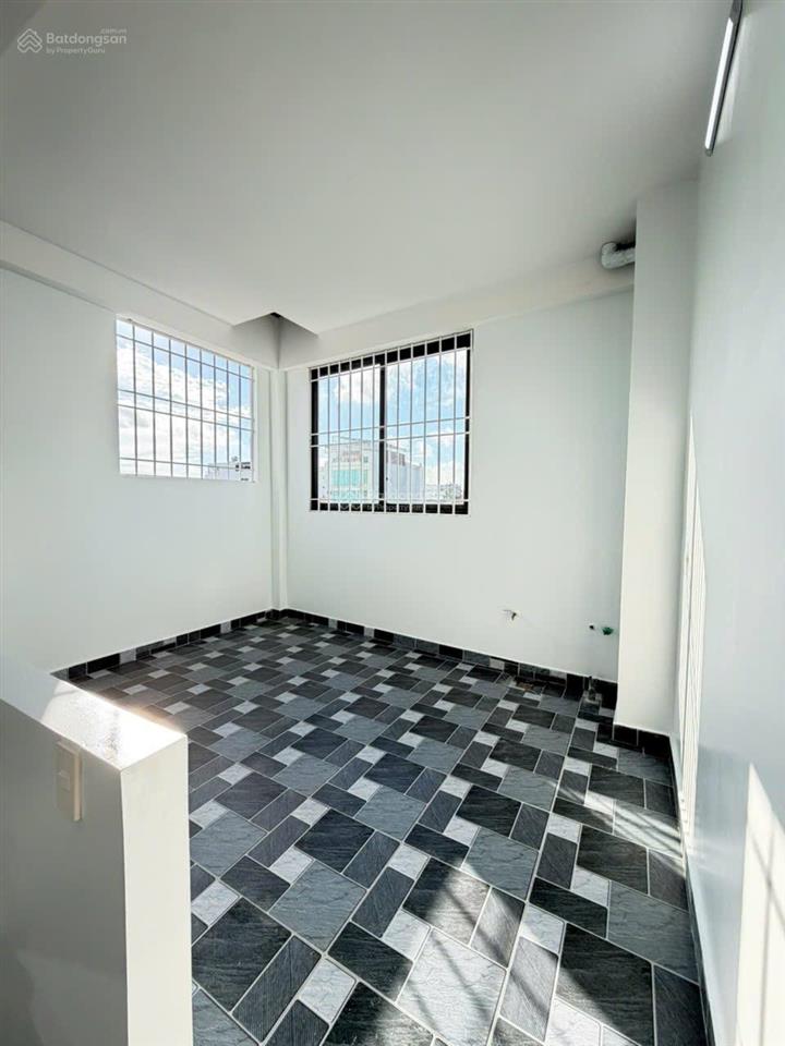 Bán nhà riêng xây độc lập mới tinh tại thiên lôi, aeon mall, có sân cổng rộng rãi chỉ 3,45 tỷ