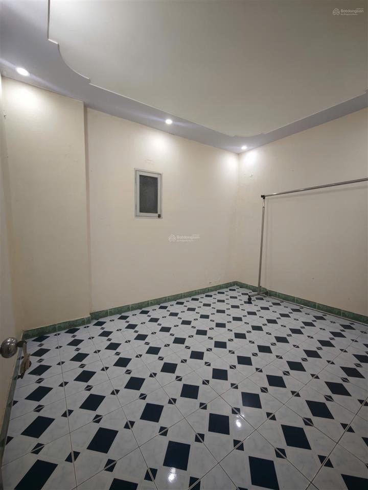 Bán căn nhà độc lập tại lâm tường hải phòng, vị trí cực hiếm, ô tô vào nhà, 54m2 giá hơn 4 tỷ chút