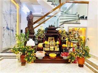 Cần bán nhà đẹp ngõ nông sau 1 nhà mặt đường phố ngô gia tự. chỉ 4,99 tỷ