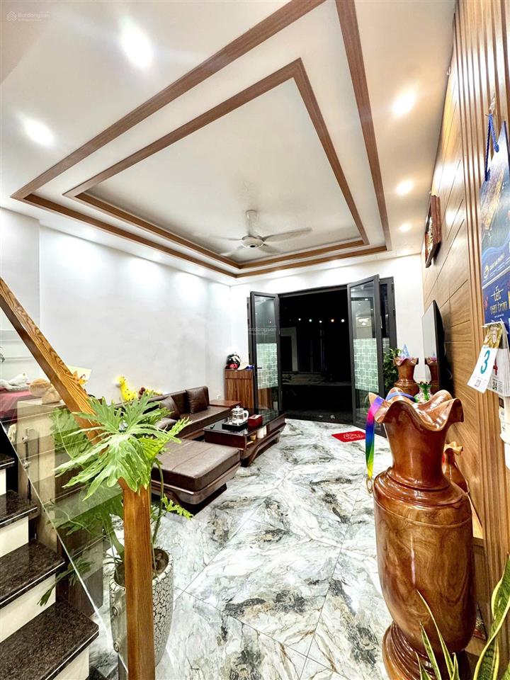 Bán nhà  gần lô 14 p  ngô gia tự  oto đỗ ngày đêm như phân lô, nhà mới xây đẹp chỉ hơn 4 tỷ