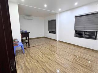 Bán nhà tại khu quán nam, hải phòng  mặt tiền rộng hơn 7m lô góc  ngay sát aeon mall, oto đỗ