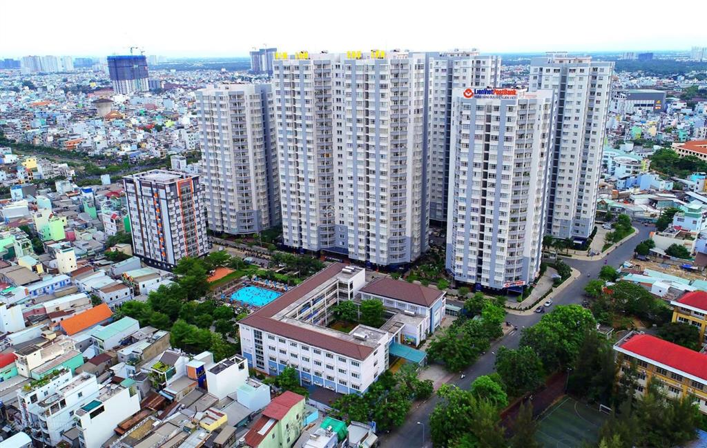 Cho thuê căn hộ him lam chợ lớn  70m²  giá 10/tháng   xem nhà 0906 388 ***