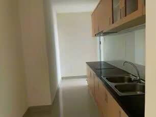 Cho thuê căn hộ him lam chợ lớn  dt 70m2 2pn 2wc  nhà có 1 máy lanh vả tủ  xem nhà 0906 388 ***