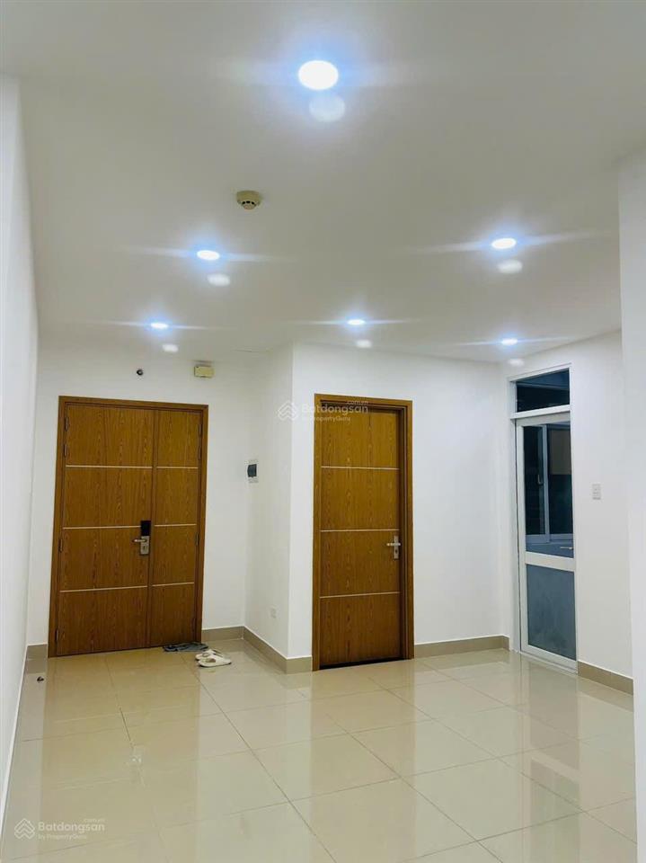 Cho thuê căn hộ him lam chợ lớn, q6, nhà trống 2 máy lạnh 11tr  xem nhà  em nha 0906 388 ***