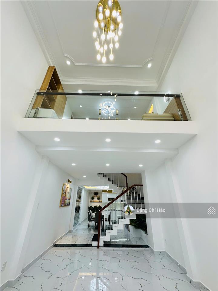 Nhà hxh nguyễn bặc, phạm văn hai  5 tầng, nhà mới  giá 7.4 tỷ tl