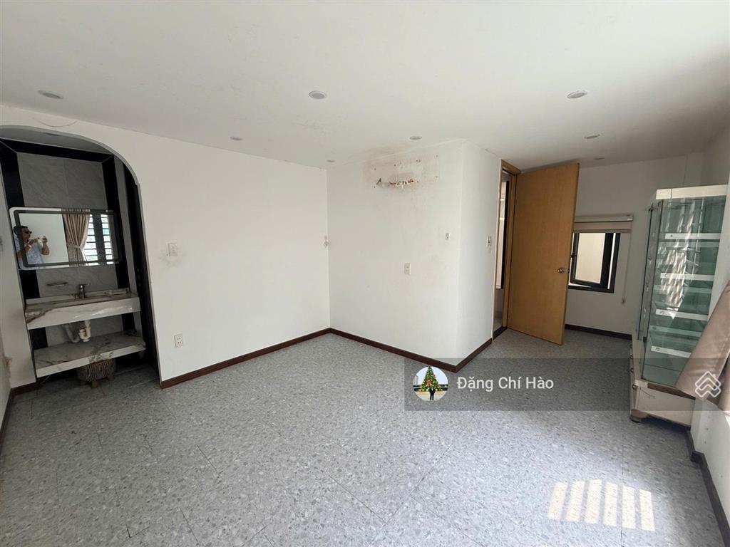 Bán nhà tân phú  hxh khuông việt  9.5 x 6.3m, 4 tầng  giá 7.9 tỷ tl