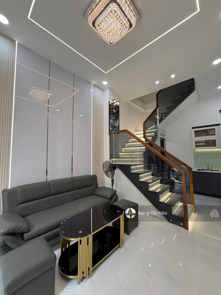 Nhà mới hxh trương công định, khu bàu cát  3.8 x 16.5m, 3 tầng, giá 8.68 tỷ thương lượng