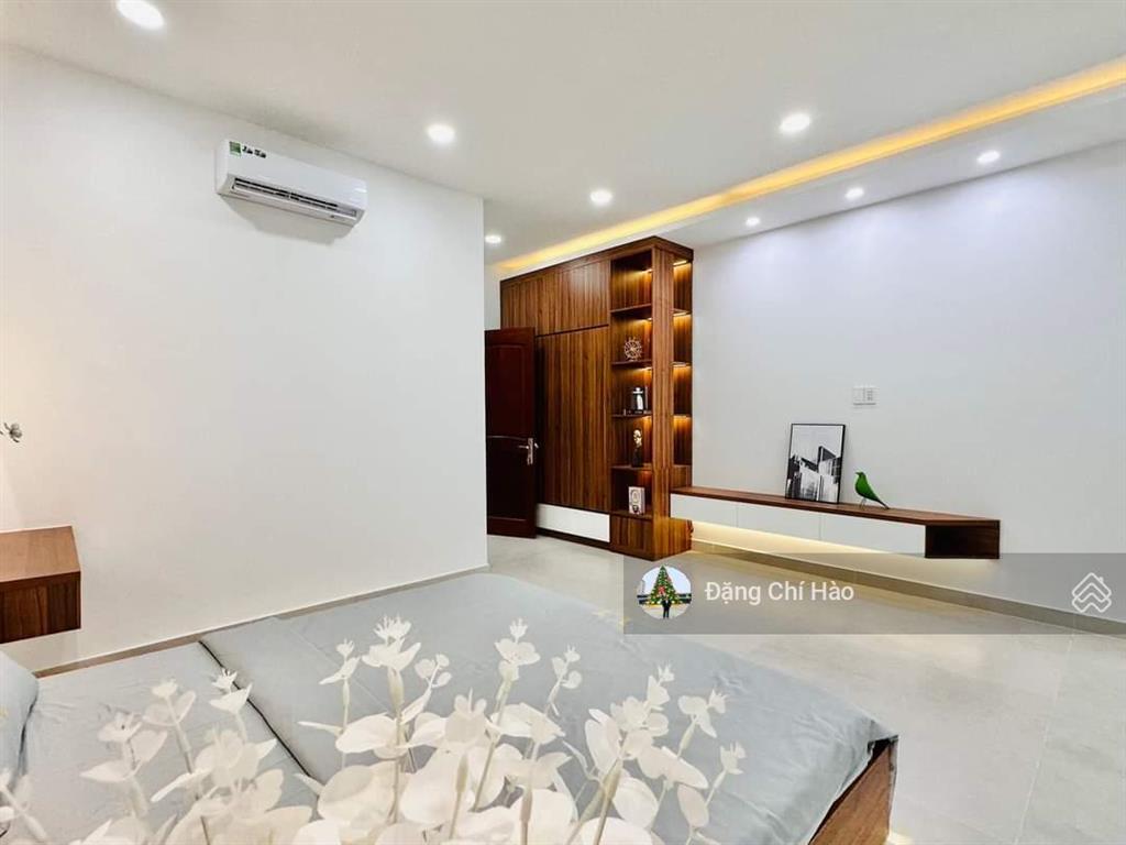 Bán nhà tân phú  hxh khuông việt, 9.5 x 6.5m, 3 tầng, giá 7.9 tỷ lt