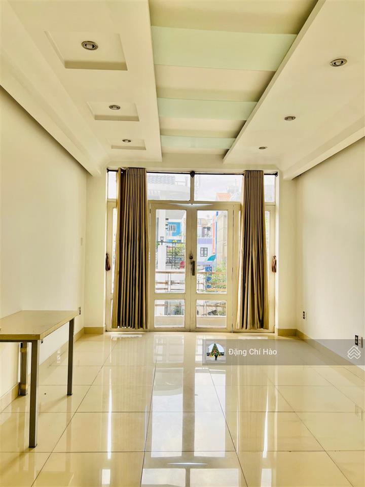 Nhà mới mặt tiền khu ngã tư bảy hiền  7 phòng ngủ, phù hợp làm căn hộ dịch vụ