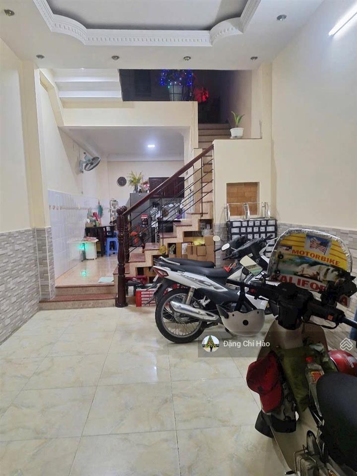 7 tỷ còn thương lượng  bề ngang lớn 5m, hẻm xe hơi 6m  khu nhà ga t3, tiềm năng tăng giá