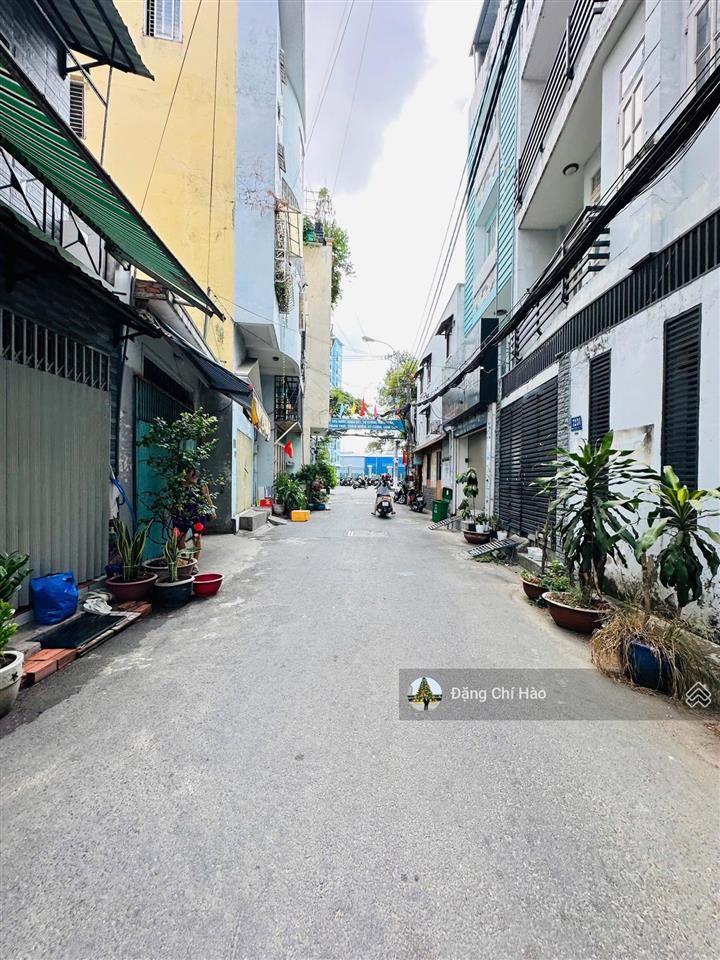 7 tỷ còn thương lượng  bề ngang lớn 5m, hẻm xe hơi 6m  khu nhà ga t3, tiềm năng tăng giá