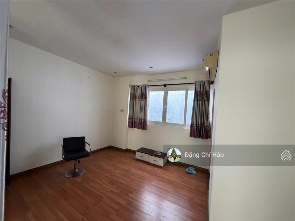 Dt 72m2, hxh 6m cộng hoà, phường 4, tân bình  nhà mới 3 tầng ở liền.