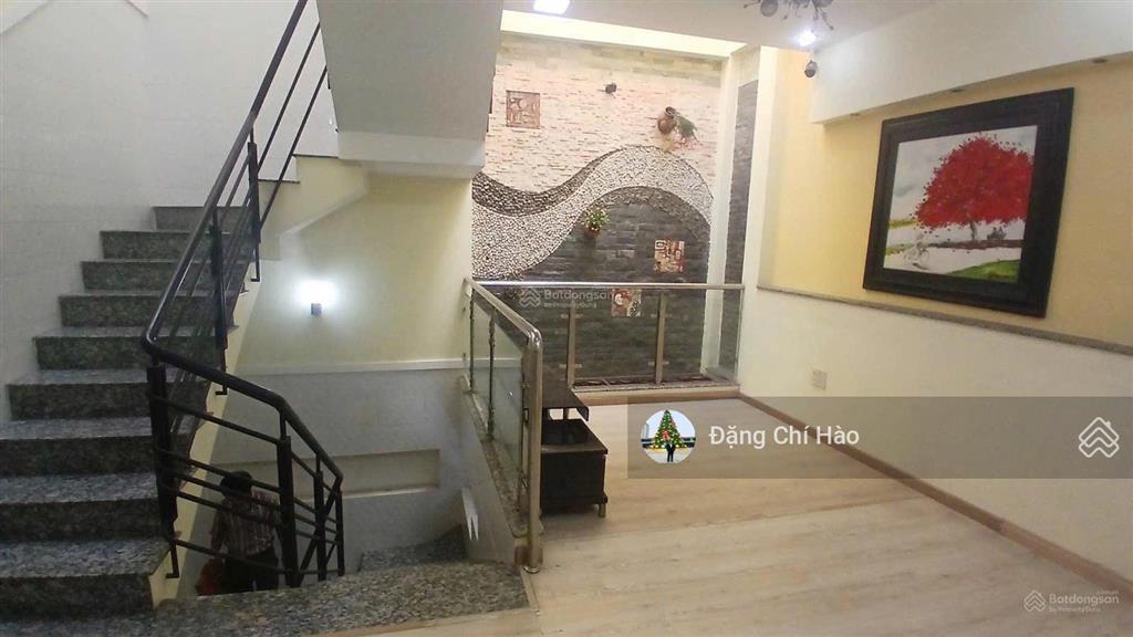 Dt 72m2, hxh 6m cộng hoà, phường 4, tân bình  nhà mới 3 tầng ở liền.