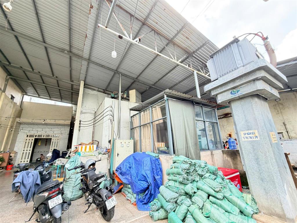 Bán nhà diện tích lớn mặt tiền trung mỹ tây, quận 12 diện tích khủng 504m giá 27 tỷ tl