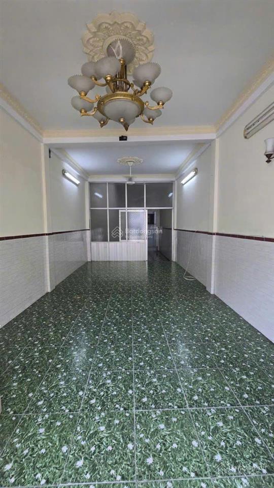 Bán nhà huỳnh văn bánh, phú nhuận có gpxd 5 lầu xe hơi đậu trước nhà giá 10,6 tỷ tl