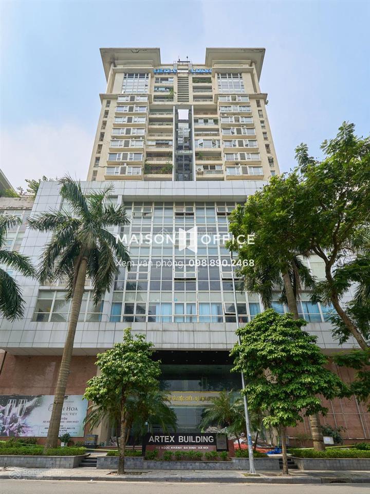 Cho thuê căn góc tại chung cư 172 ngọc khánh, 152m2, 3pn+1, 2 vs, 3 ban công giá 22 triệu/tháng
