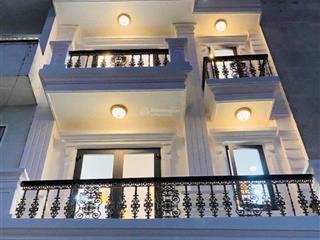 Cần cho thuê nhà hxt 293/4a bàu cát p.12 q.tân bình.