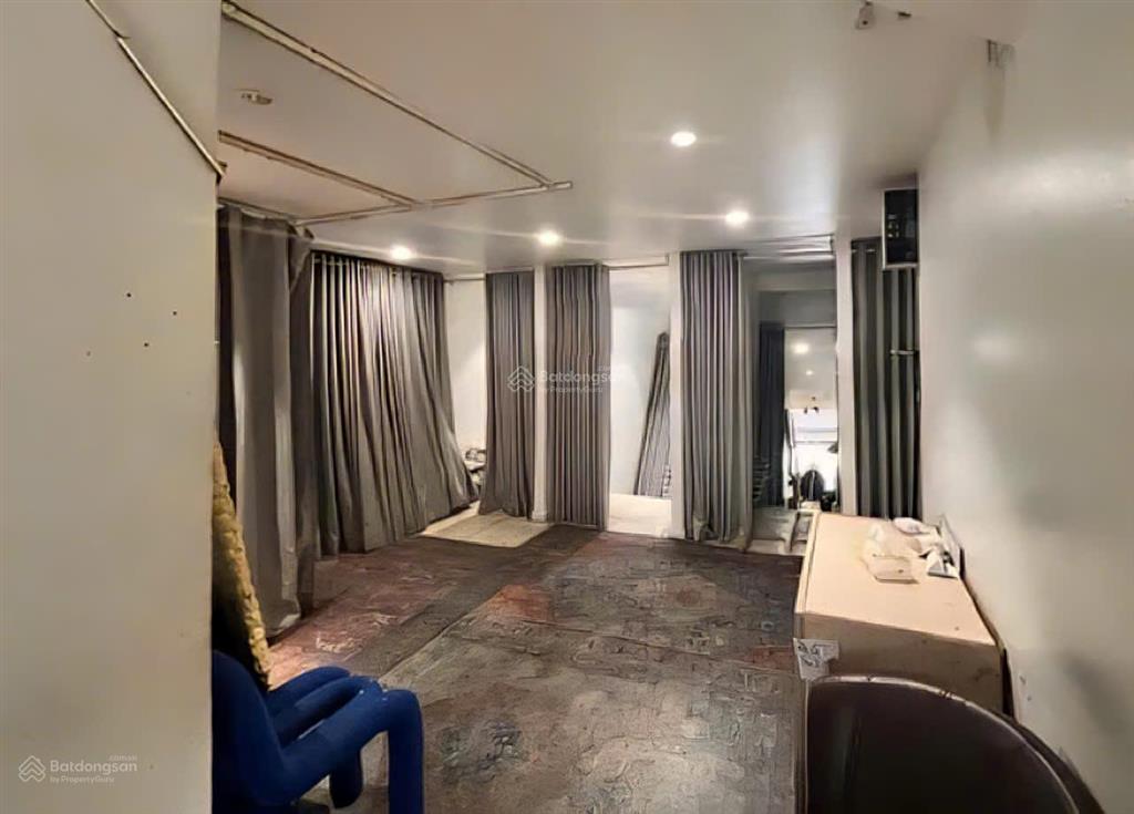 Cần cho thuê nhà mt 947b đường cách mạng tháng 8 p.7 q. tân bình gần khúc phạm văn hai