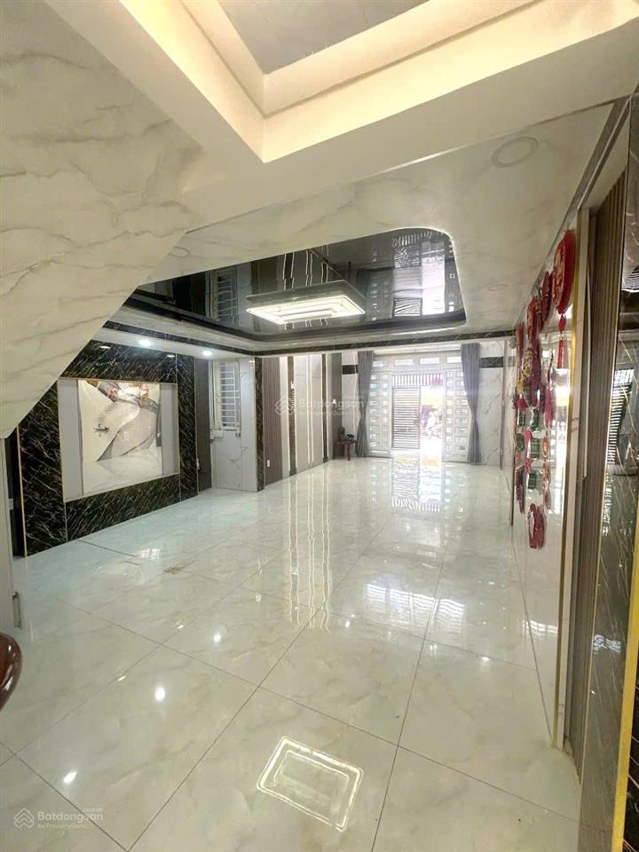 Cần cho thuê nhà mt 186b bình thới p.14 quận 11 ngay khu cư xá bình thới.