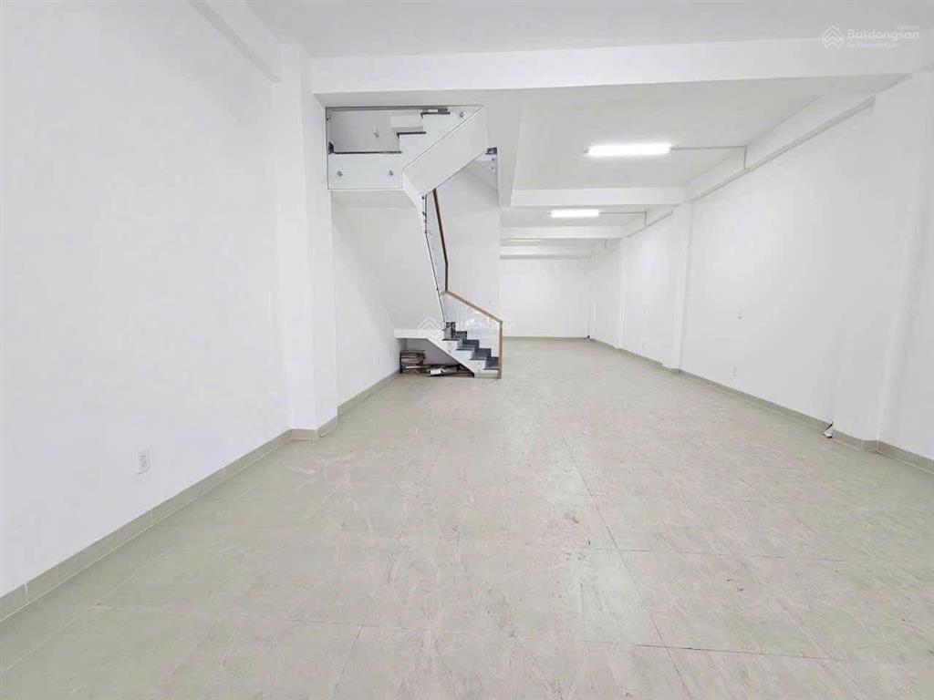 Cần cho thuê nhà mt 134a đường hoàng hoa thám phường 12 quận tân bình gần khúc cộng hòa