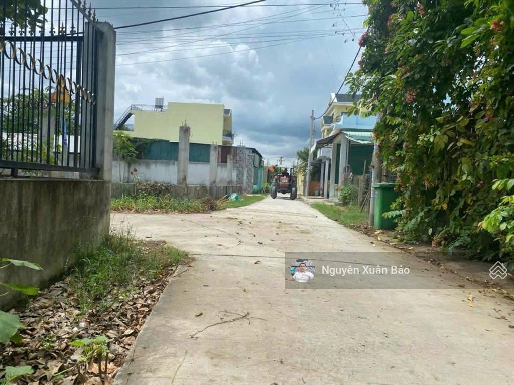 Chính chủ cần bán rẻ 91,8m2 hxh đường nguyễn văn thời, giá 2tỷ150 tl lộc.  0909 805 ***