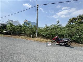 Chủ cần bán 03 nền f0 mặt tiền đường đê bao ấp 1, xã tân quý tây, giá 3tỷ45 tl.  0909 805 ***