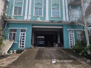 Chính chủ gửi bán nhà kết hợp xưởng đường đoàn nguyễn tuấn, xã qui đức, 814m2 có 635m2 thổ cư.