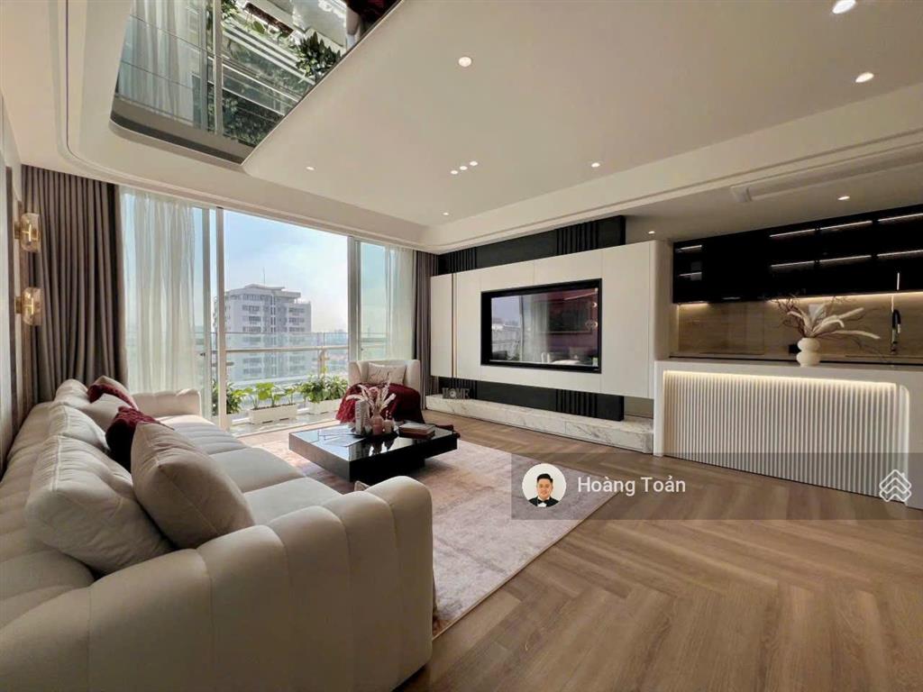 Bán căn hộ nam khang phú mỹ hưng 121m2 và 121m2 sân vườn 3pn giá tốt nhất.  0947 800 *** em toản