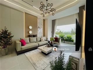 Bán căn hộ scenic valley 1 ,133m2 trần cao 4m nội thất cao cấp .mới 100% . 0947 800 ***
