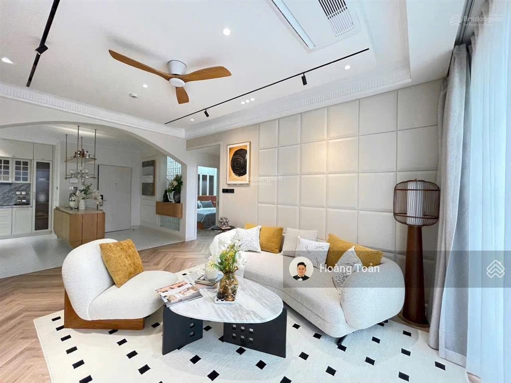 Chuyên bán ch green view phú mỹ hưng lầu cao vị trí đẹp 118 m2 giá tốt,  0947 800 *** em toản