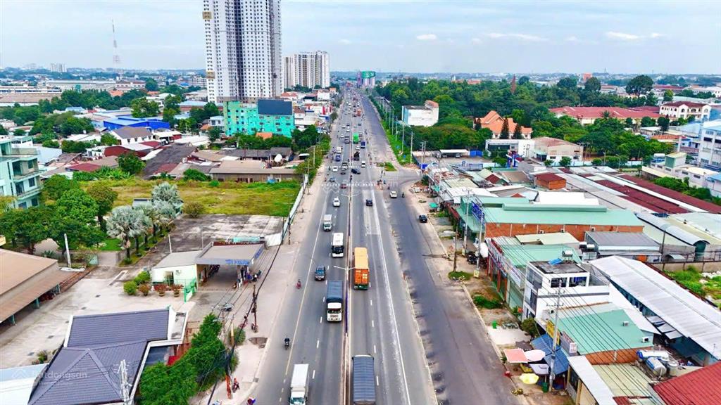 {full rổ hàng ngoại giao tầng 18}em sale cđt hổ trợ chọn căn đẹp ở chung cư tân an ( tecco group)