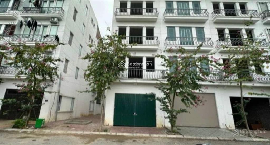 Cho thuê nhà liền kề thô làm kho