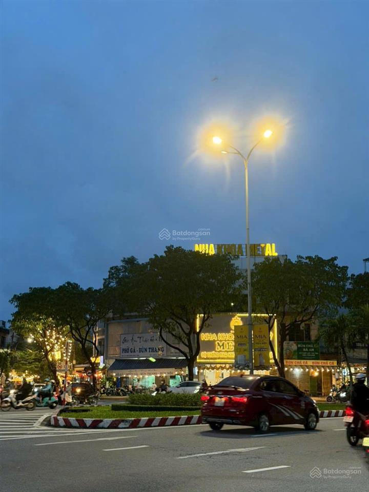 Bán nhà 2 mặt tiền kinh doanh tại nguyễn hữu thọ và n tri phương, giá tốt, 200m2, 5pn, 5wc, 3 tầng