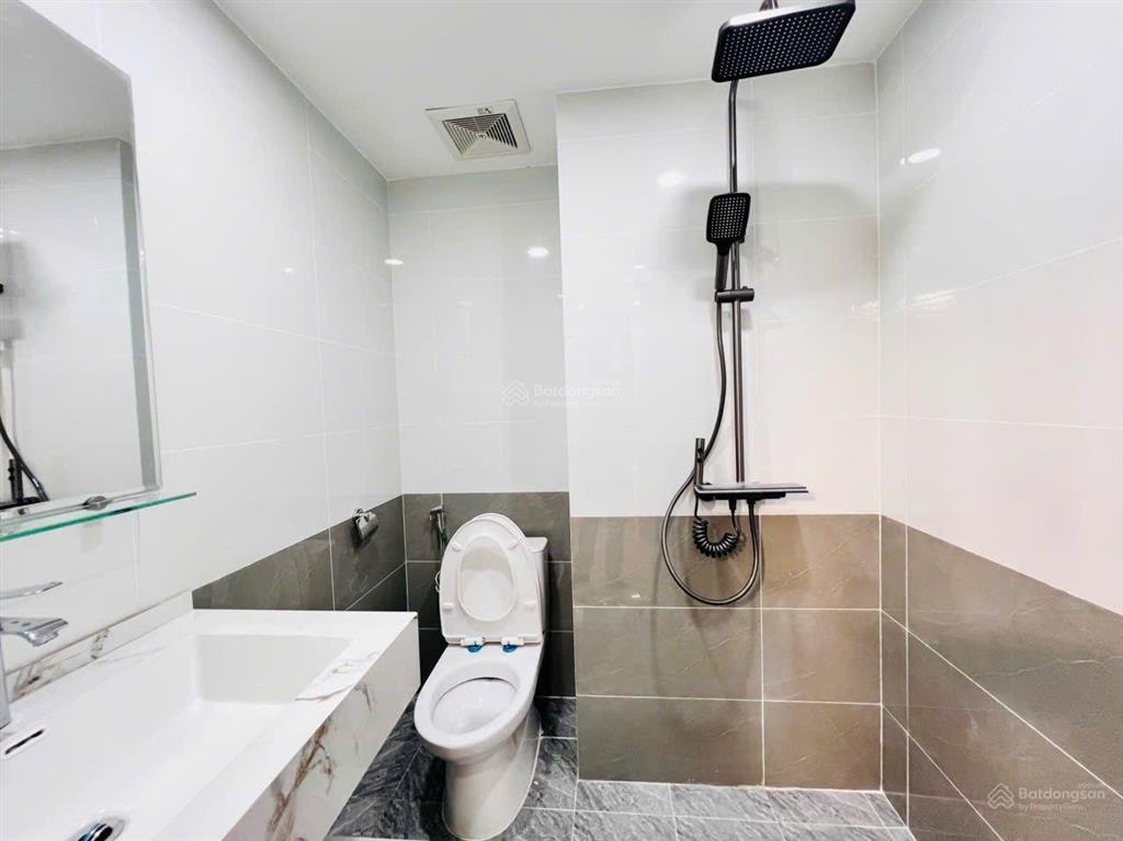 Chủ bán căn 2pn tòa tsq mỗ lao 73m2 nội thất full giá nhỉnh 5.6 tỷ chuẩn giá có tl