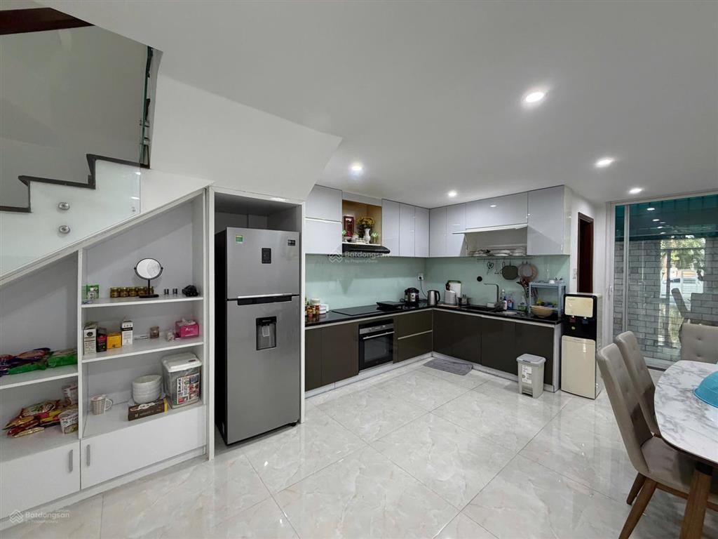 Nhà mặt phố siêu hot tại làng châu âu, 22 tỷ, 100m2, 4pn, 4wc