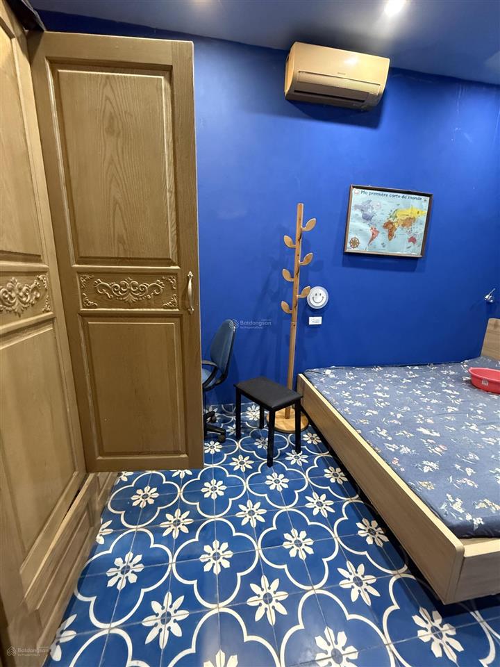 Cho thuê nhà nguyên căn ven sông đuống full nội thất 10' tới nhà hát lớn 16 tr/tháng.