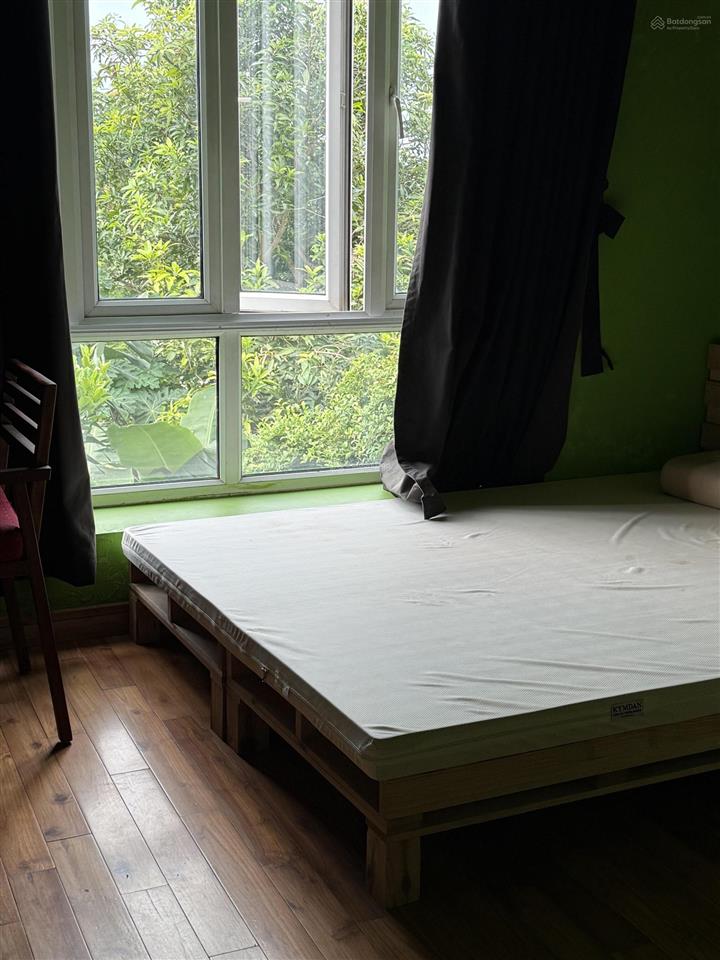 Cho thuê nhà nguyên căn ven sông đuống full nội thất 10' tới nhà hát lớn 16 tr/tháng.