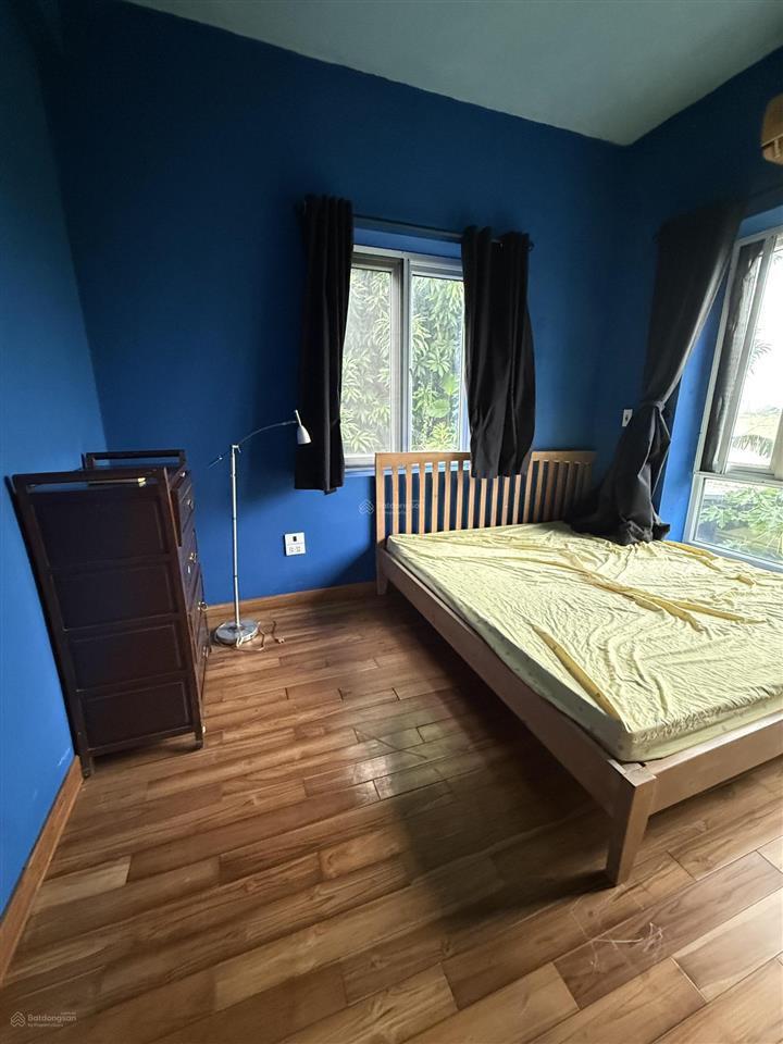 Cho thuê nhà nguyên căn ven sông đuống full nội thất 10' tới nhà hát lớn 16 tr/tháng.