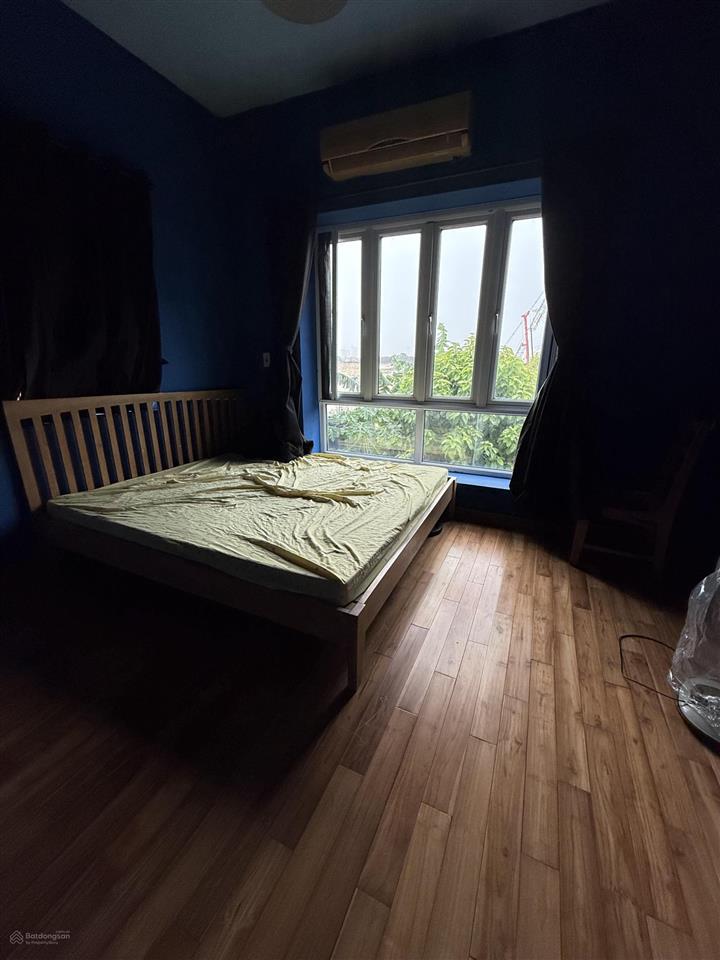 Cho thuê nhà nguyên căn ven sông đuống full nội thất 10' tới nhà hát lớn 16 tr/tháng.