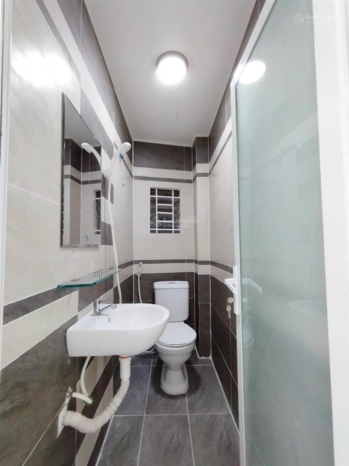 Cần cho thuê nhà hxh 25/4a cửu long p.2 q.tân bình.