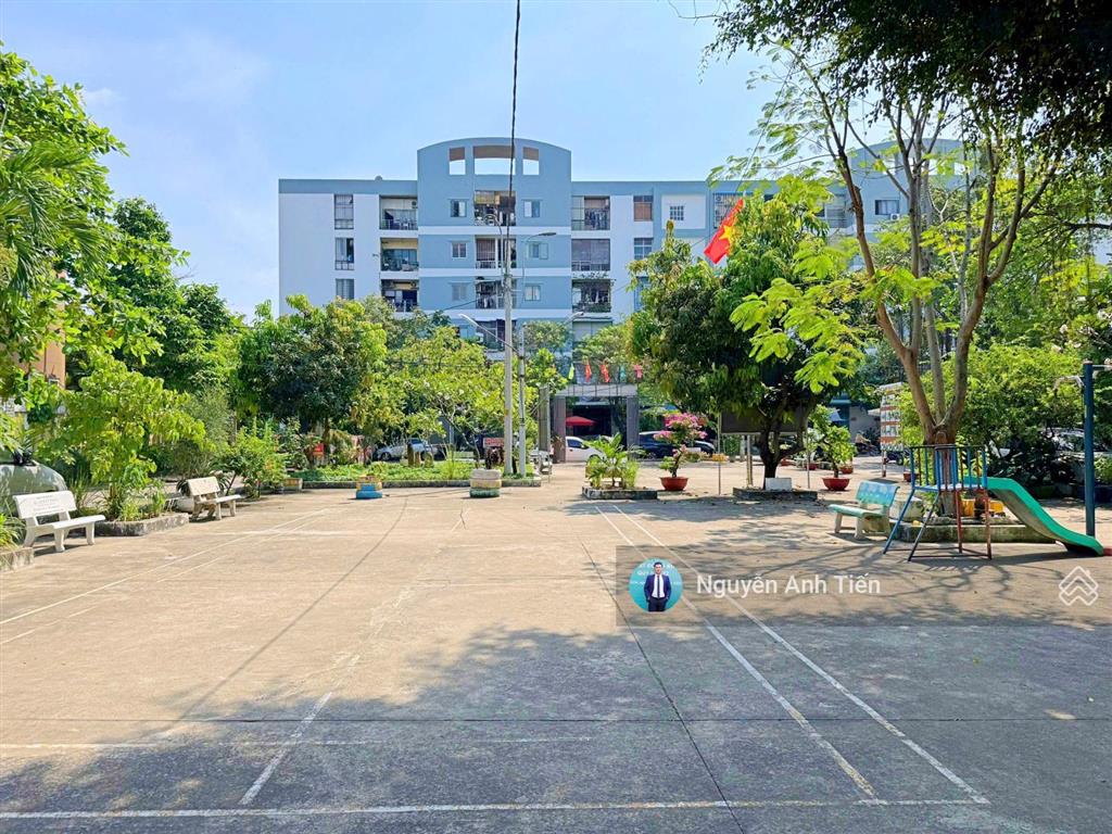Đất thổ cư 335m2  ngang 13m  đối diện công viên  ngay khu bên sông tttm gigamall