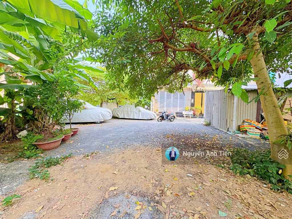 Cạnh vạn phúc city còn đúng 1 lô này 5,3 tỷ  ngang 4,5m  đường ôtô, xây dựng tự do