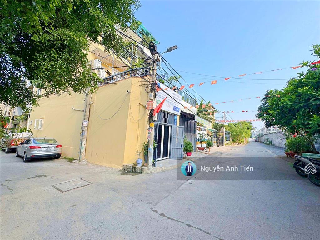 Cạnh vạn phúc city còn đúng 1 lô này 5,3 tỷ  ngang 4,5m  đường ôtô, xây dựng tự do